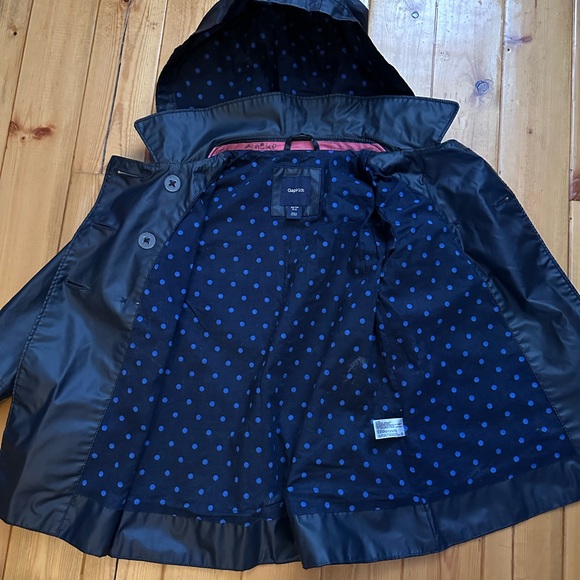 Gap Kids Rain Coat - Picture 4 of 7
